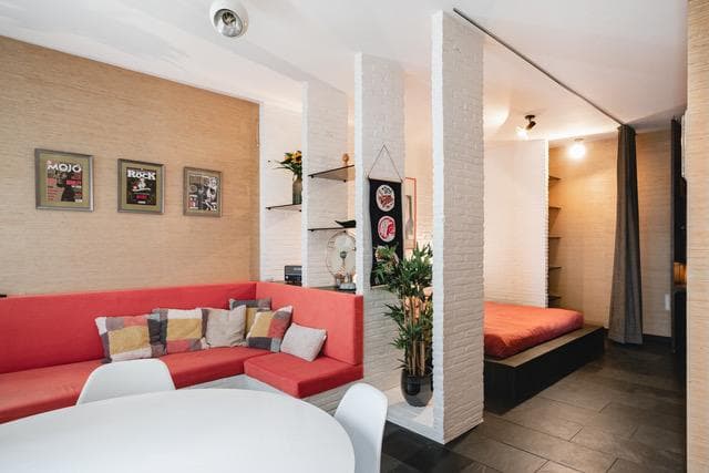 Beautiful studio loft in Antwerp for expats - Living area