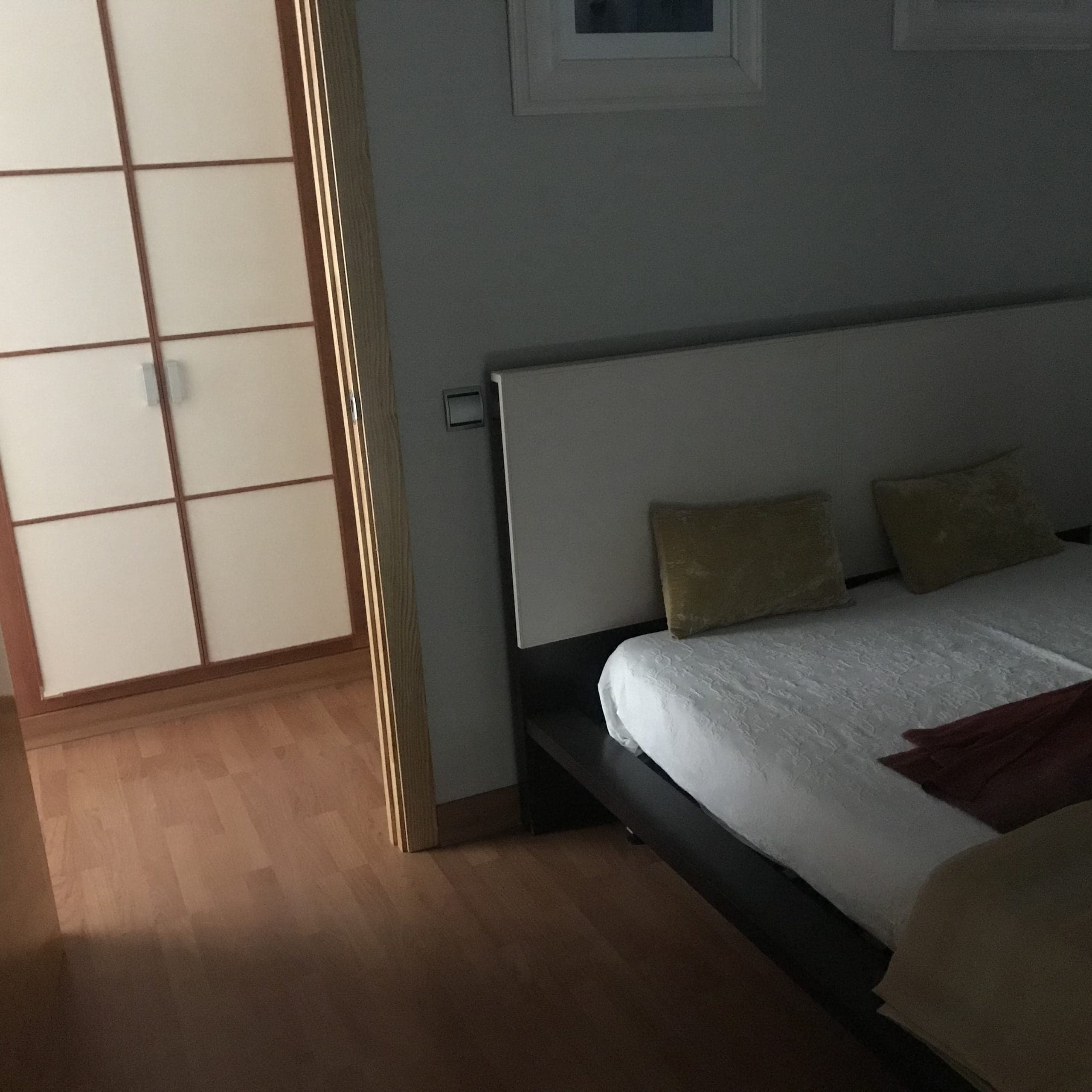 Furnished expat apartment in Sevilla - Bedroom