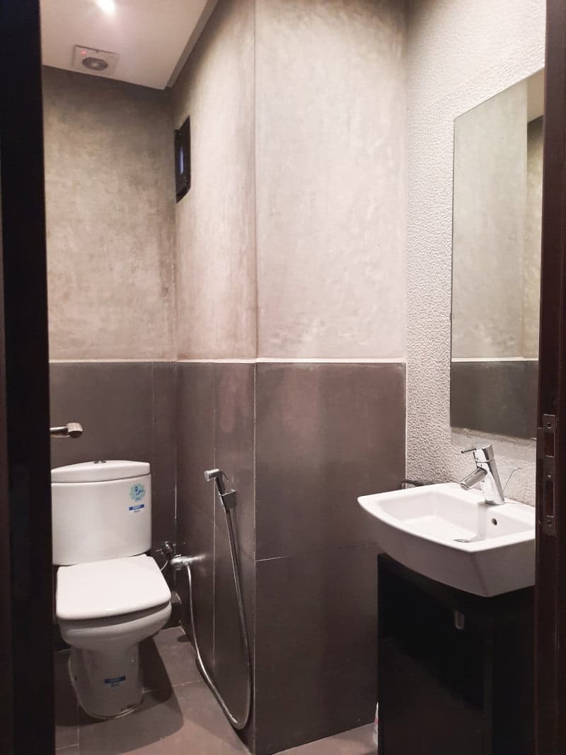 Apartment for expats in Morocco - Guest toilet