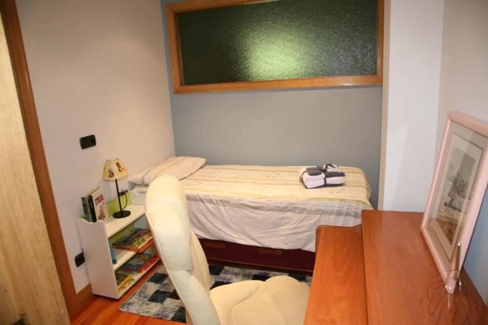 Furnished expat flat in Basque Country - Bedroom 3