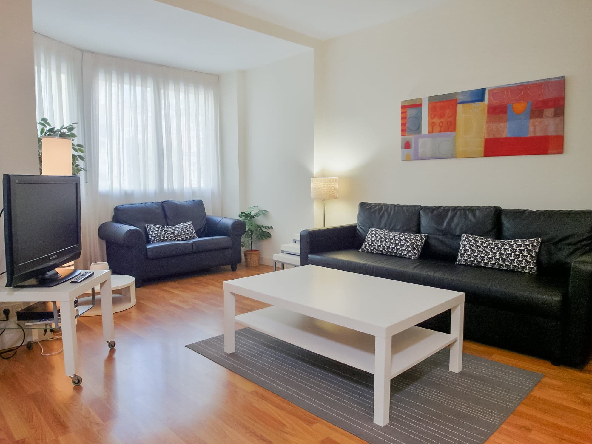 Furnished flat in Madrid for expats - Living room