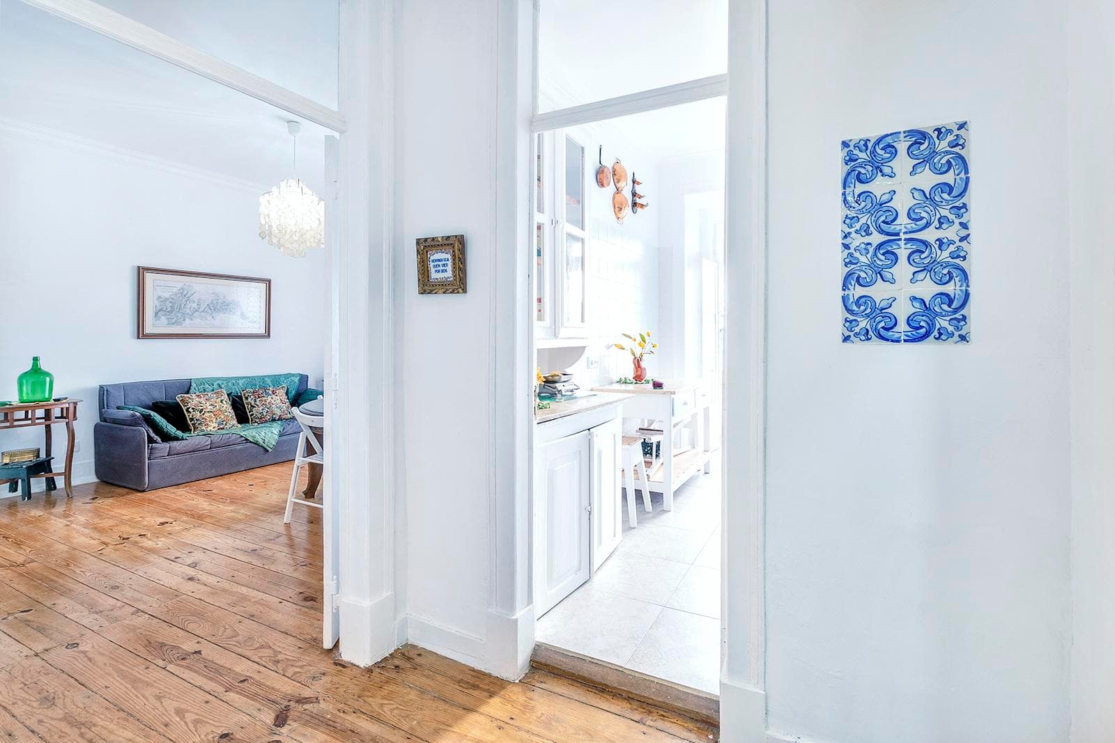 Bombarda - Shared 5 bedroom flat in Lisbon - Corridor
