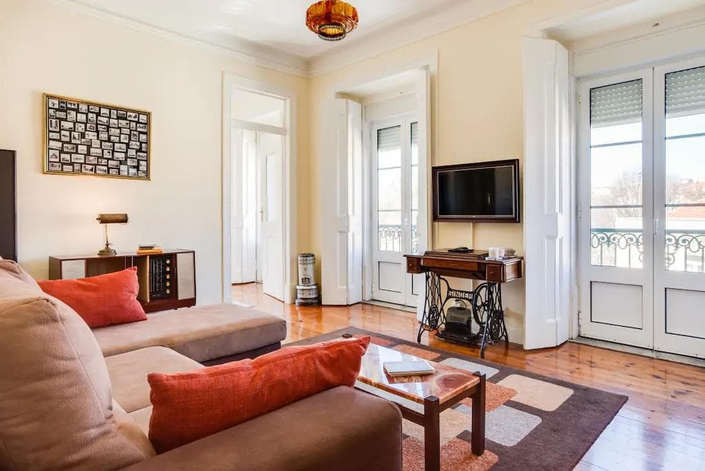 Marcal - 3 bedroom apartment in Lisbon - Living room