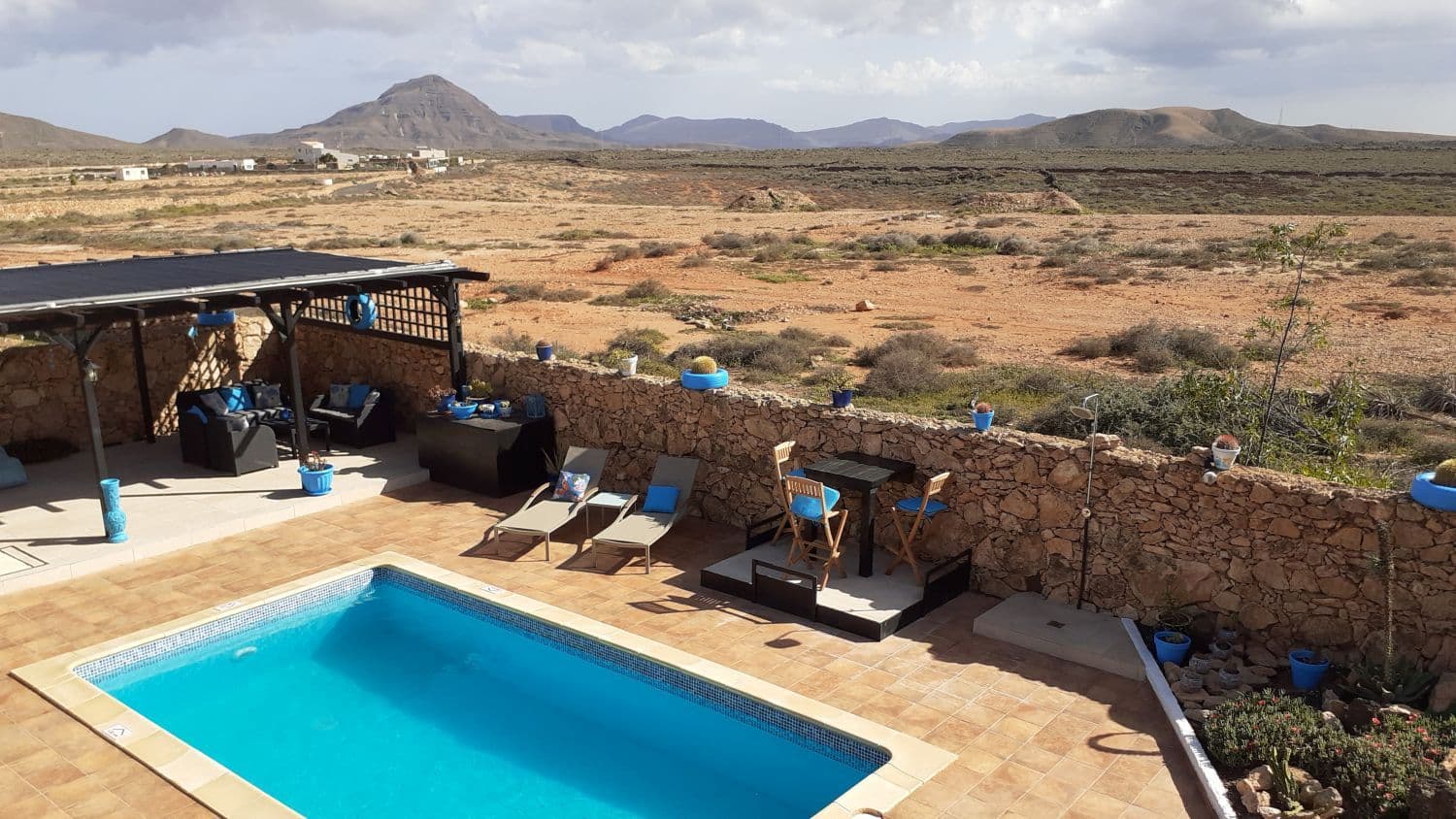 Villa Vital - Coliving for expats on Fuerteventura - Pool