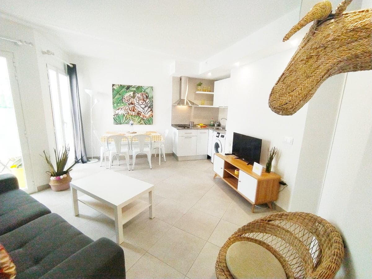 Banana - Apartment with pool in Corralejo - Living room