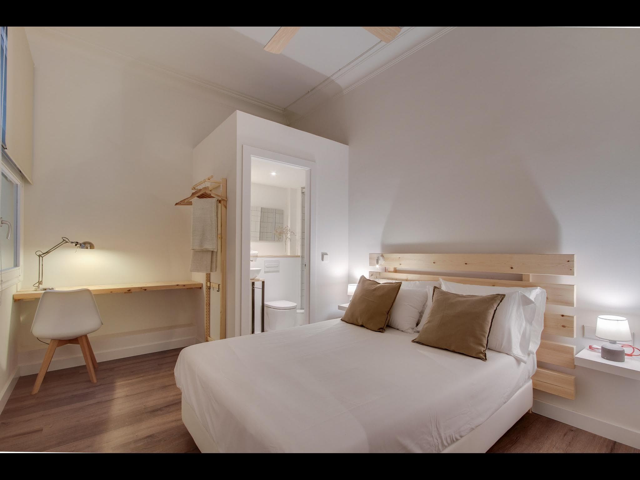 Diagonal - Private room in Barcelona - Bedroom