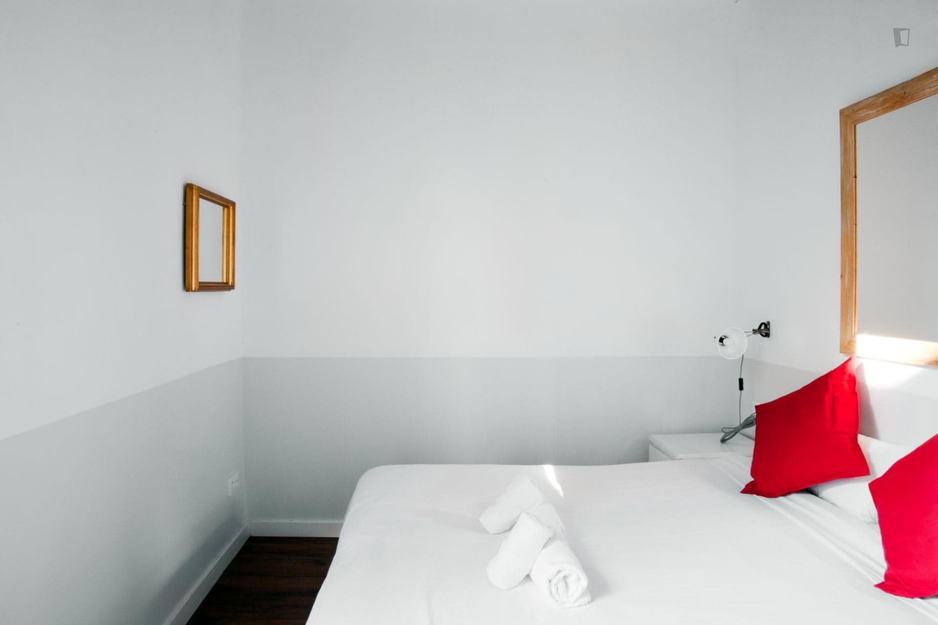 Raval - Entry ready rental in Barcelona - Bedroom