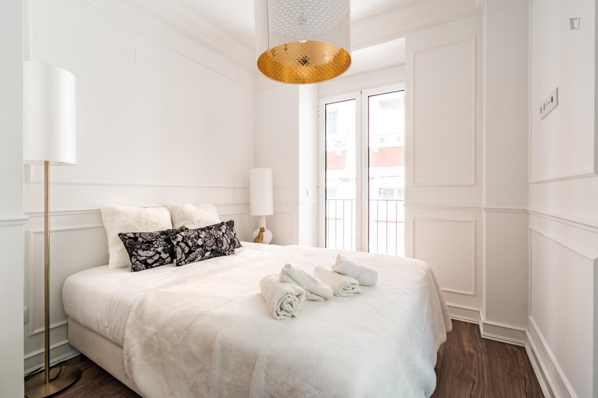 Barbadinhos - 2-bedroom apartment in Lisbon - Bedroom