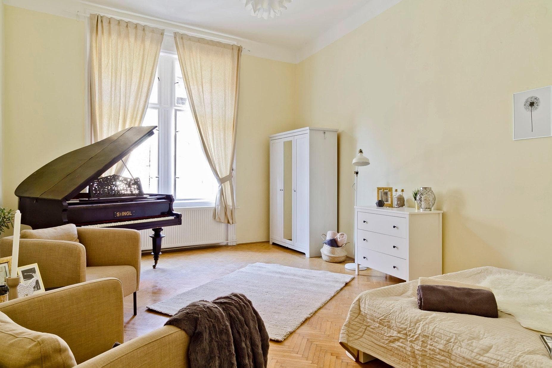 Brody - Private room apartment in Budapest - Bedroom