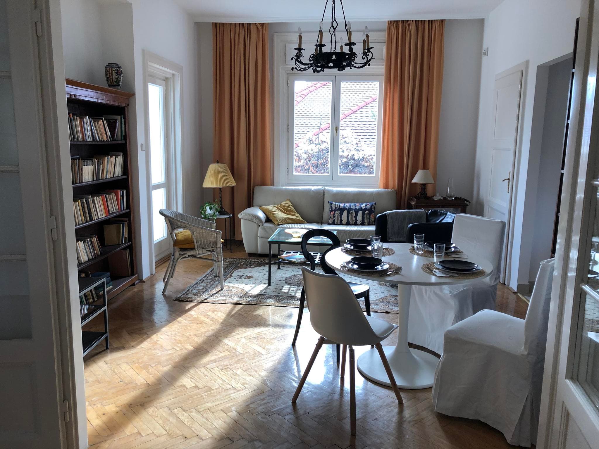 Hegyalja - Cosy apartment in Budapest - Livingroom