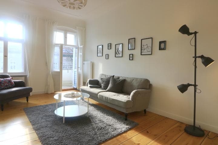 Bizet - Furnished apartment for expats in Berlin - Living room