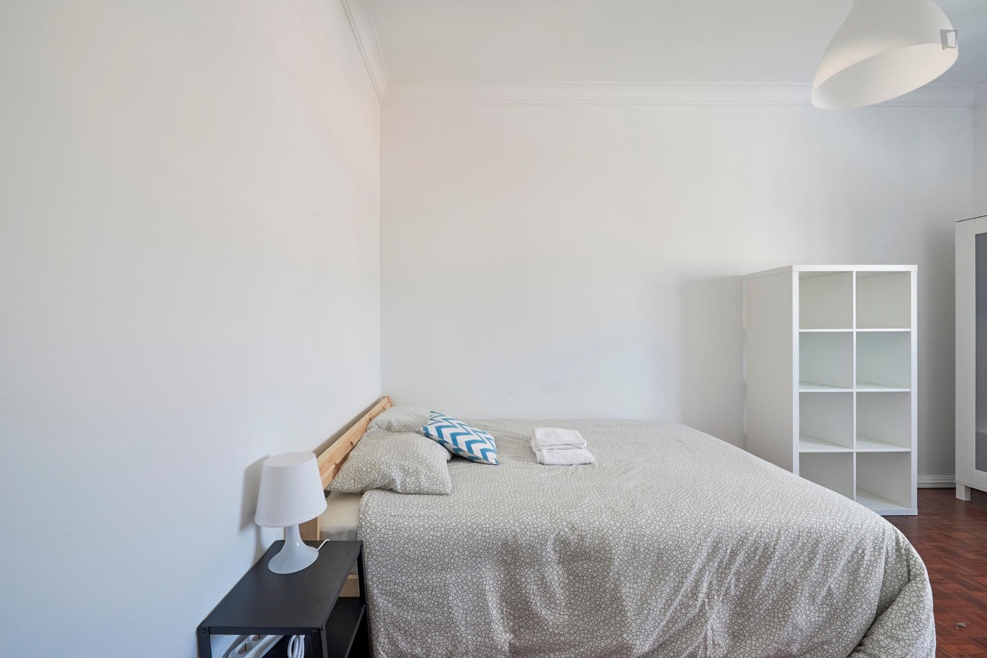 Almoster- Beautiful room in shared flat in Lisbon - Bedroom