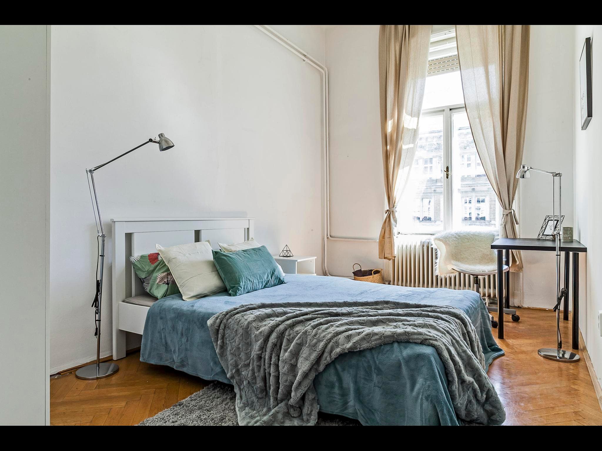 Terez - Furnished room for rent Budapest - Bedroom