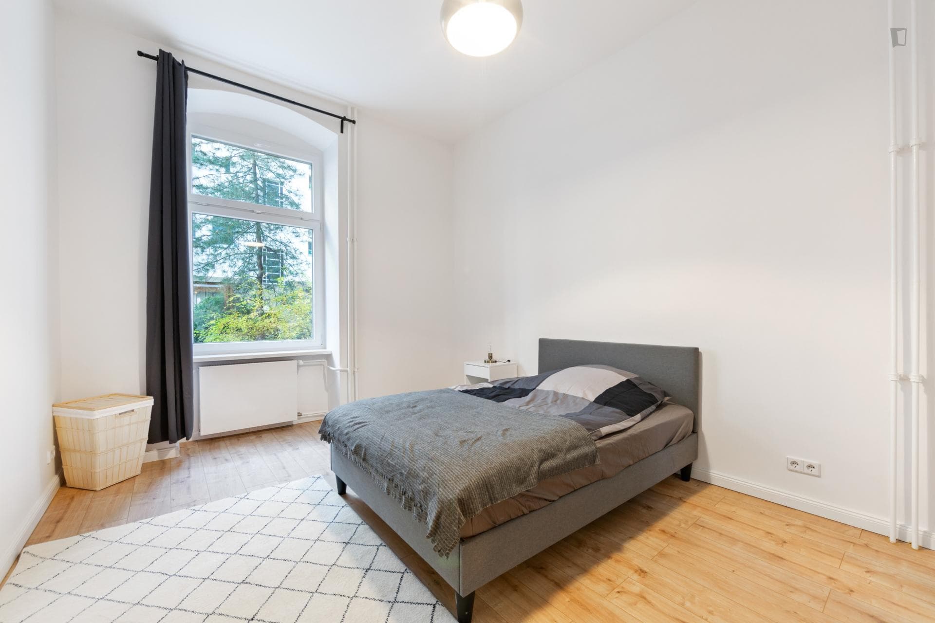 Grafe - Spacious expat flat in Berlin - Bedroom