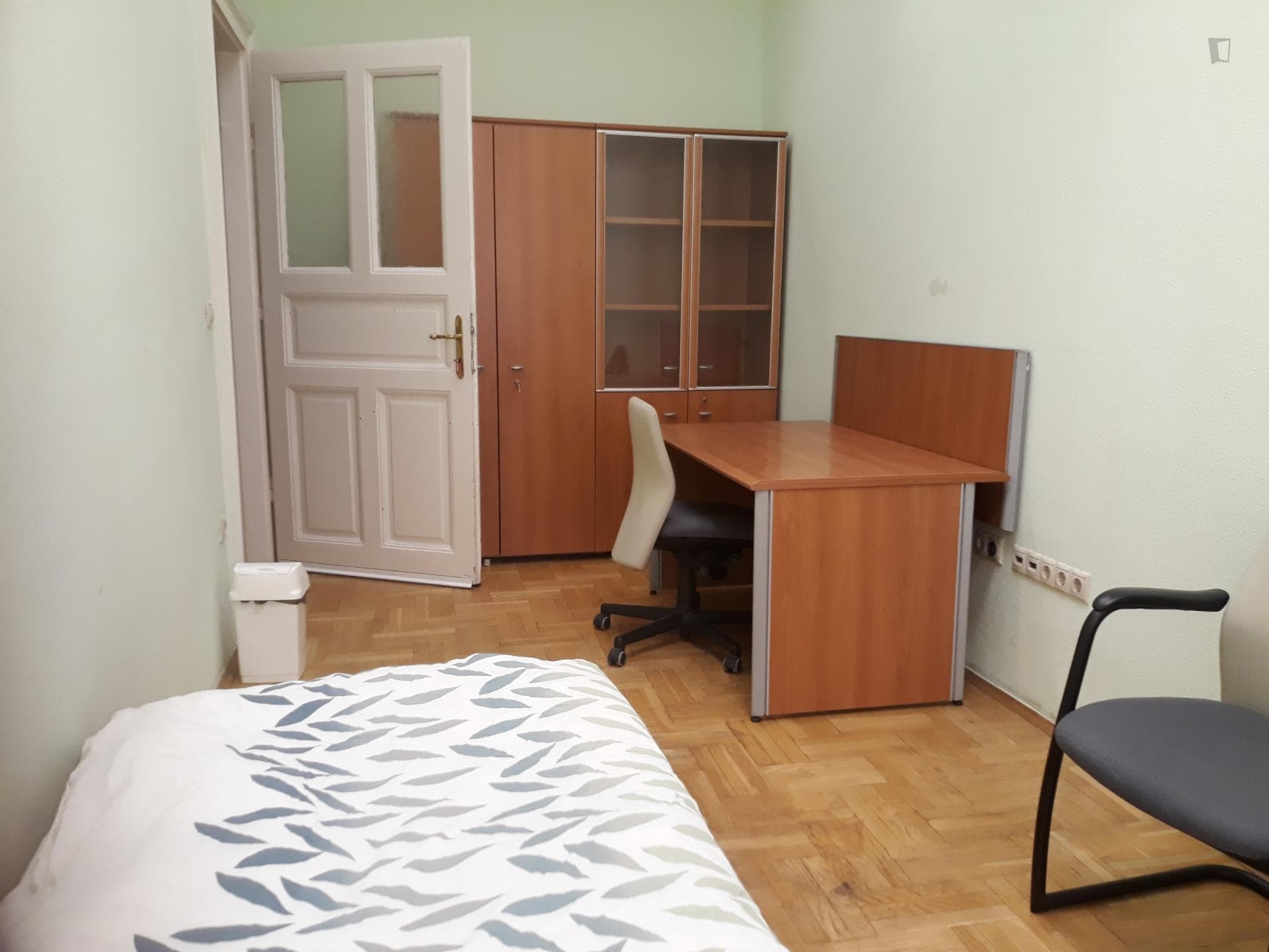 Szent - Comfortable bedroom in Budapest - Bedroom