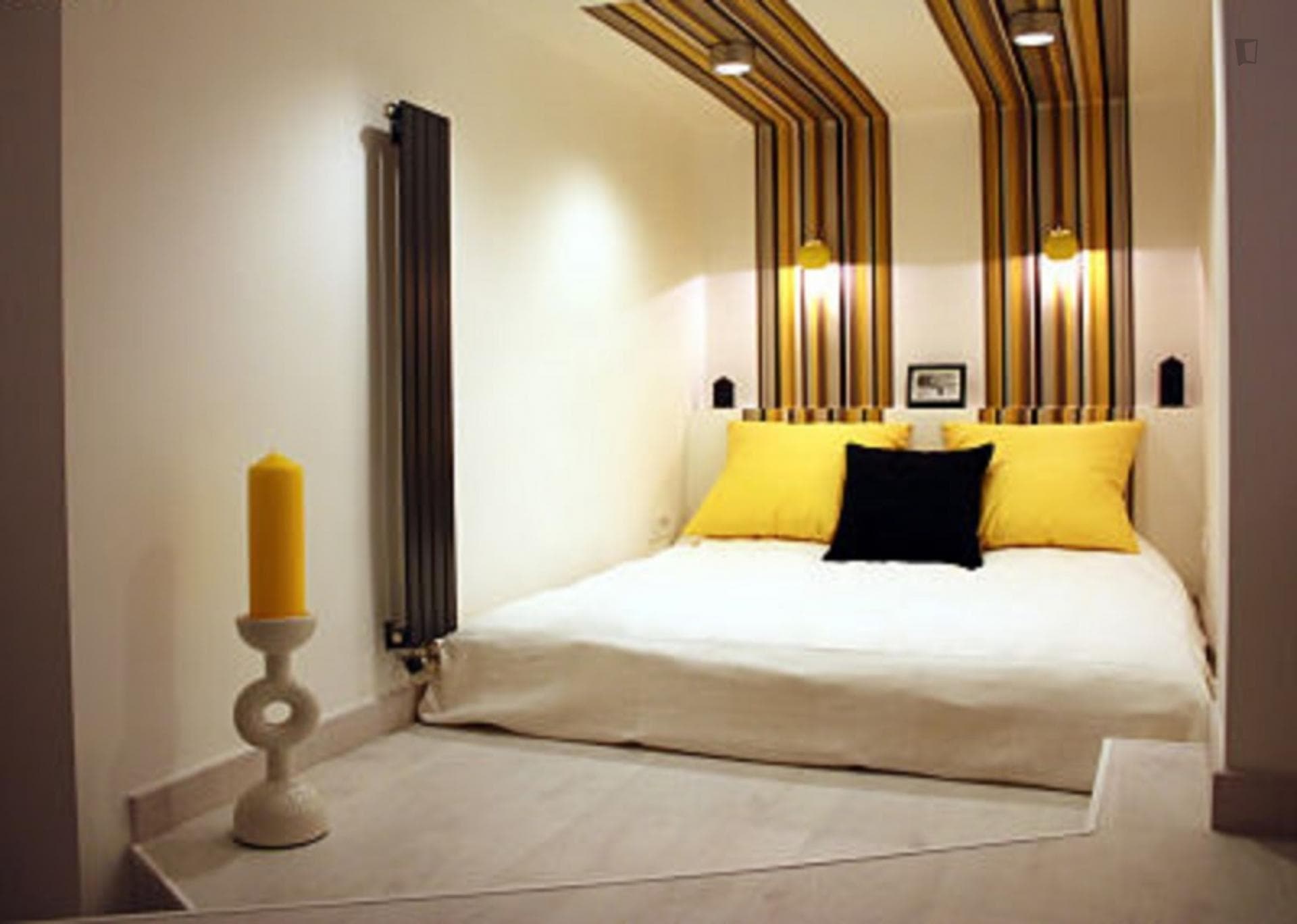 Bajcsy - Gorgeous duplex in Budapest - Bedroom