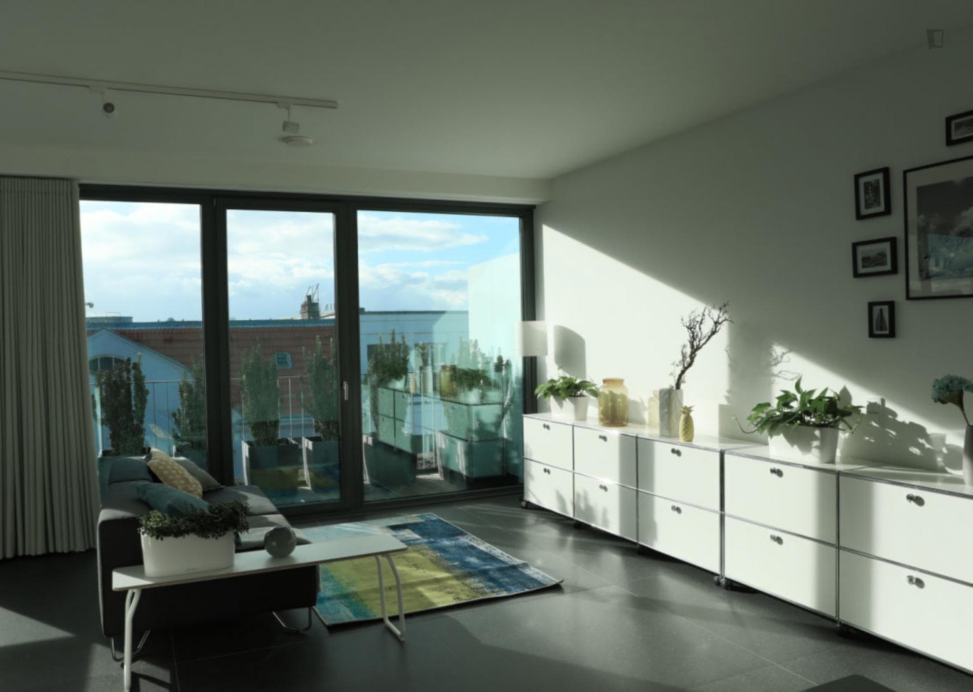 Petten - Luxury studio in Berlin - Living