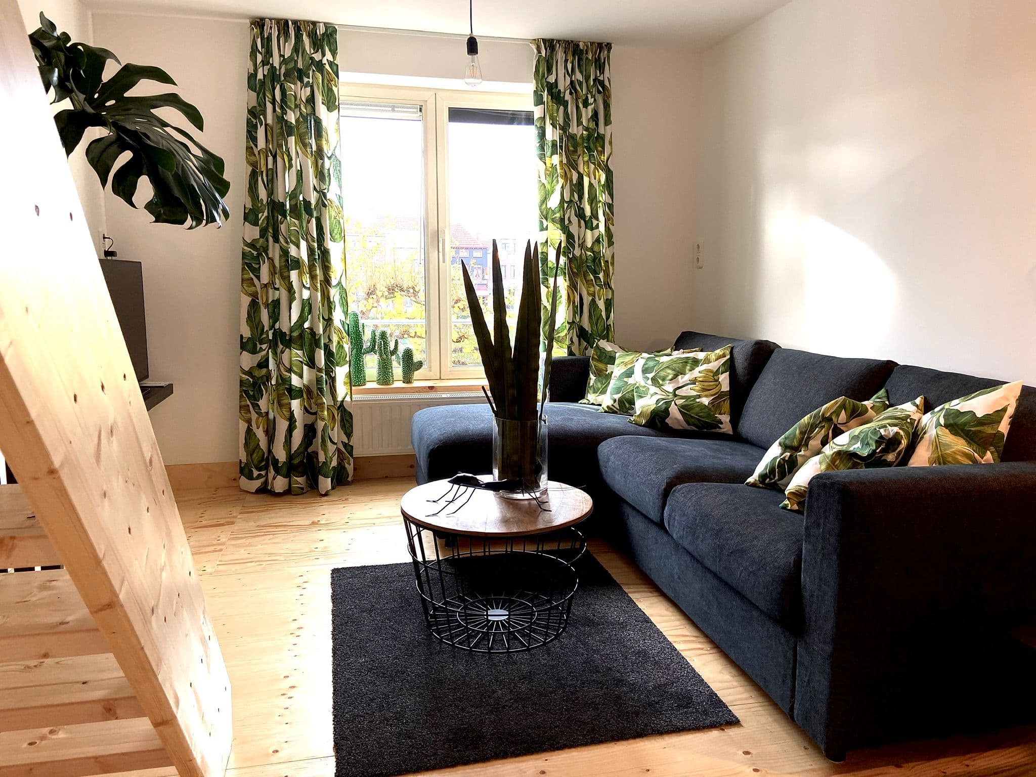 Oostkade - Furnished expat studio in Holland - Living room