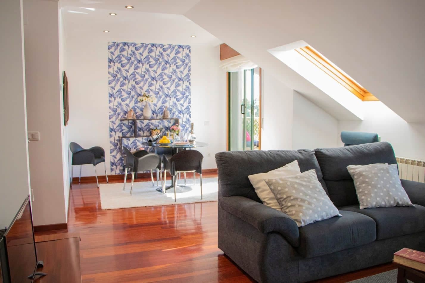 Teo - Luxury penthouse for rent in Galicia - Living room