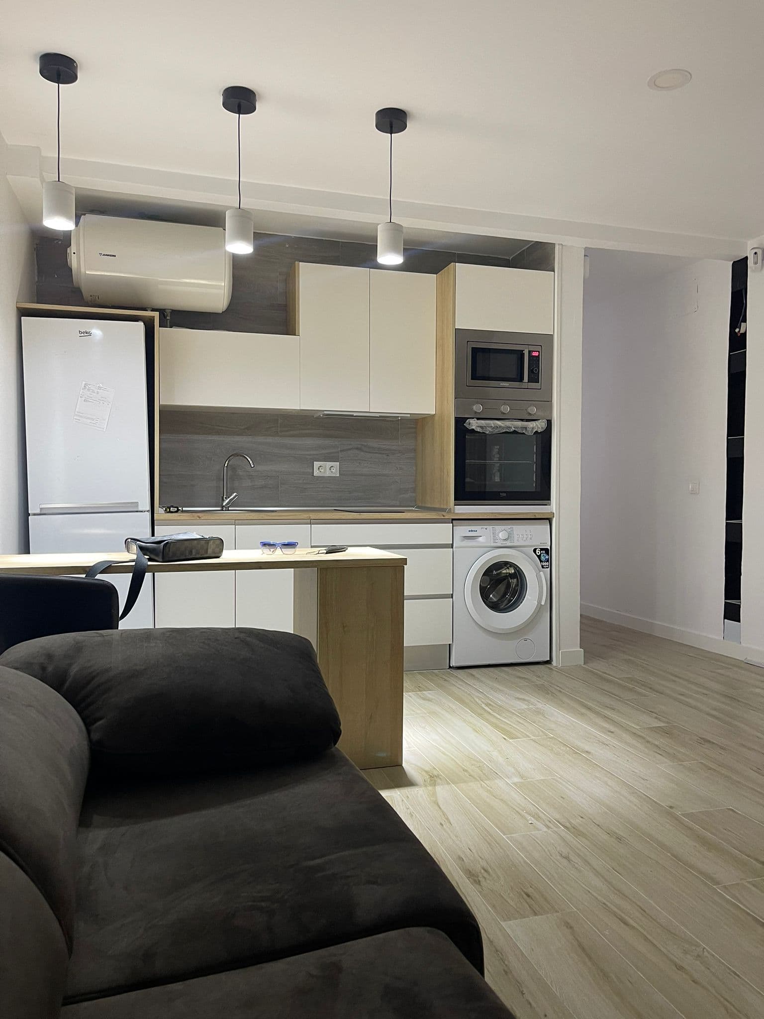 Alcazaba - Lovely flat for rent in Madrid - Living room