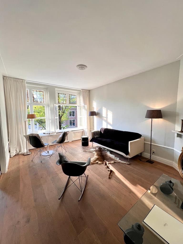 exclusive apartment for rent in Amsterdam - Living room