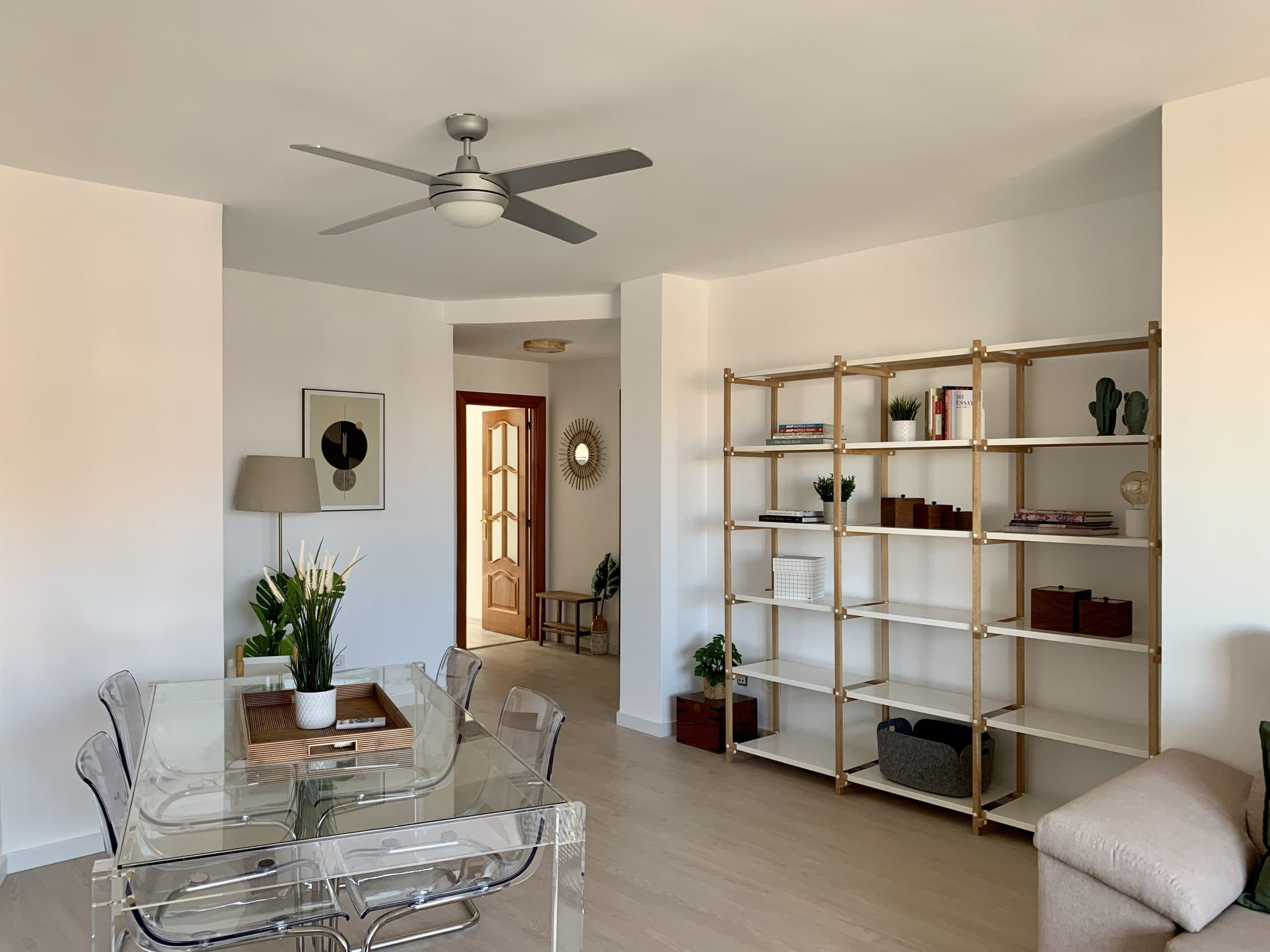 Huma - Modern apartment for rent in Valencia - Living room