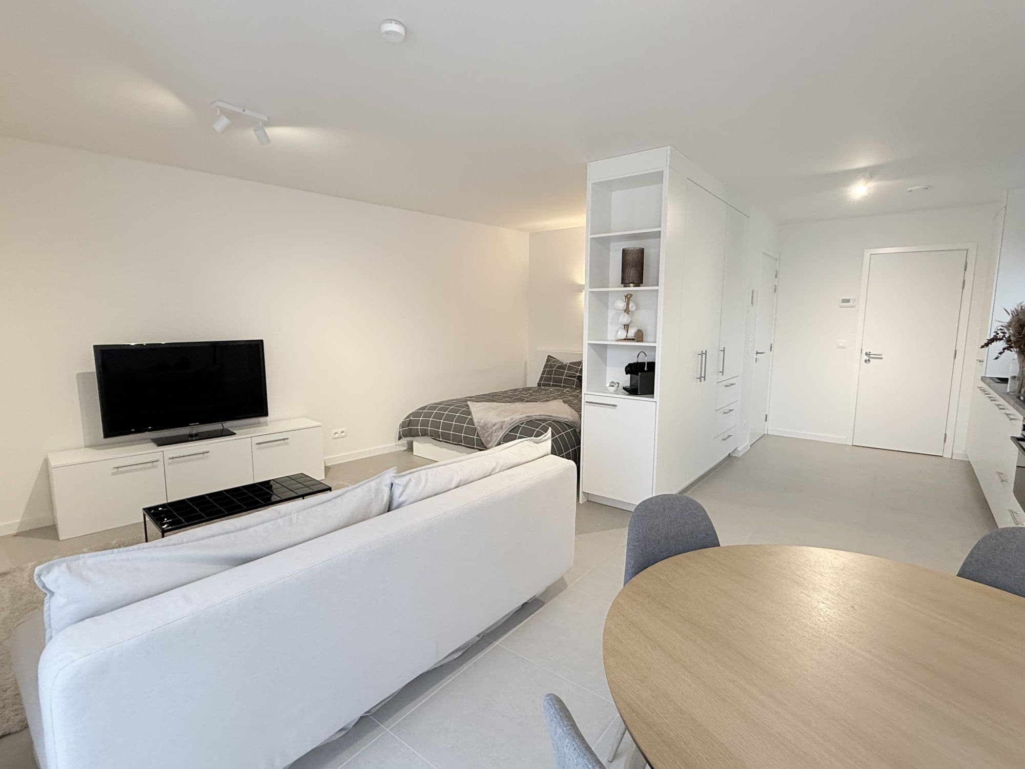 Vakschoolhof - Modern Studio in Brand-New Building in Sint-Niklaas