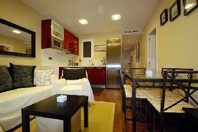 Monthly rental in Barcelona for expats - Sofa