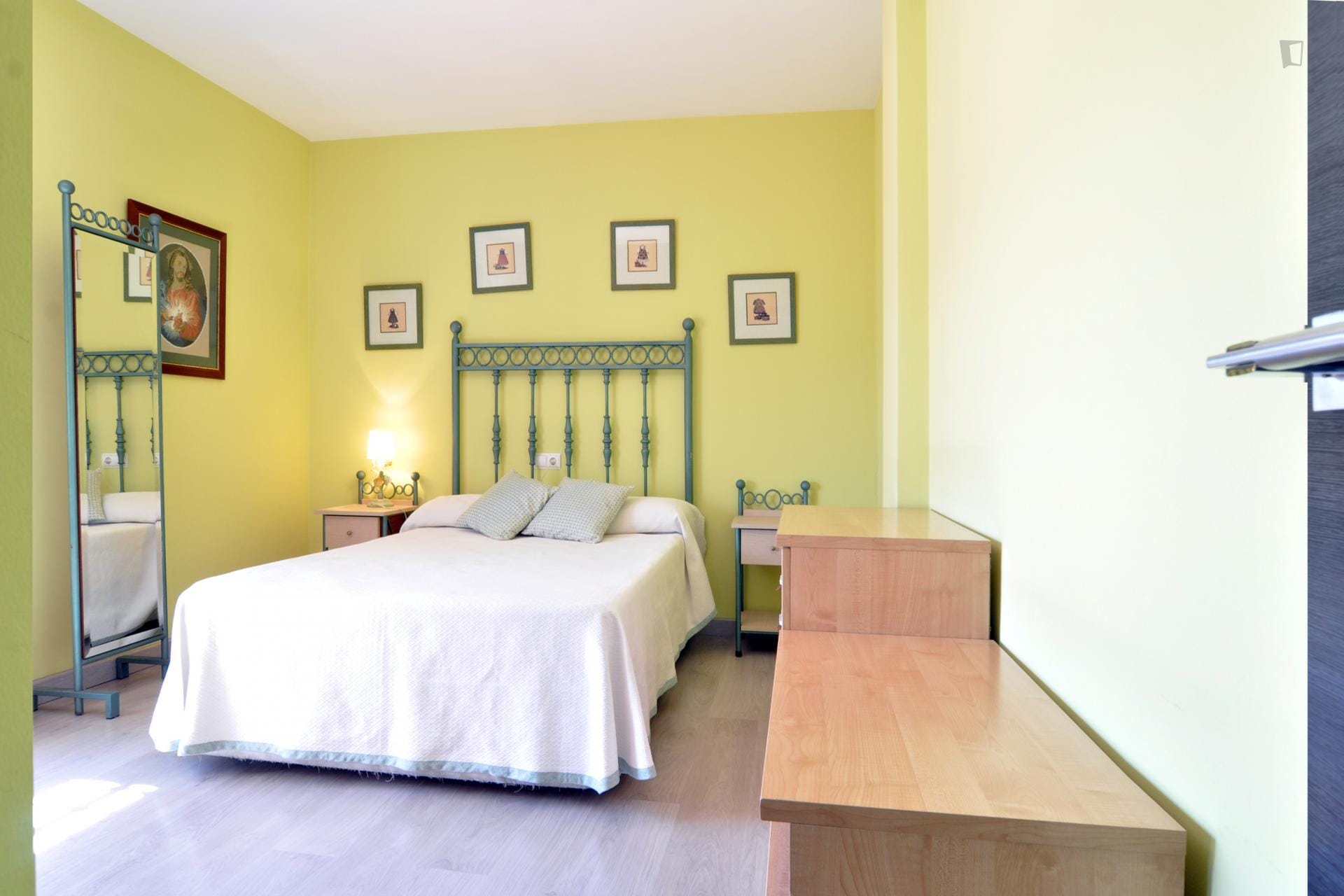 Cruz -Modern and Functional flat in Malaga - Bedroom