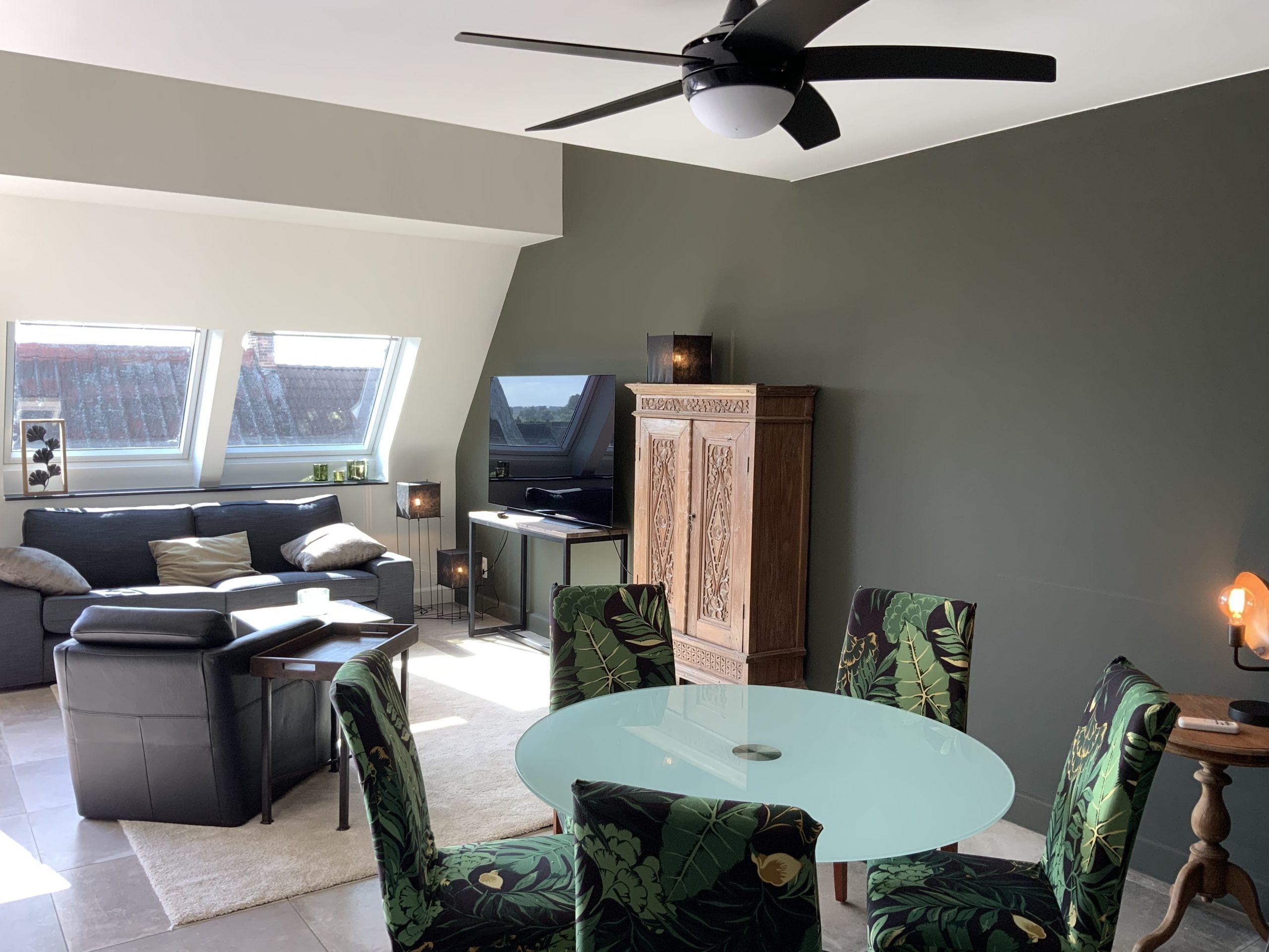 Kieldrecht 2 - Furnished flat for expats near Antwerp - Living room