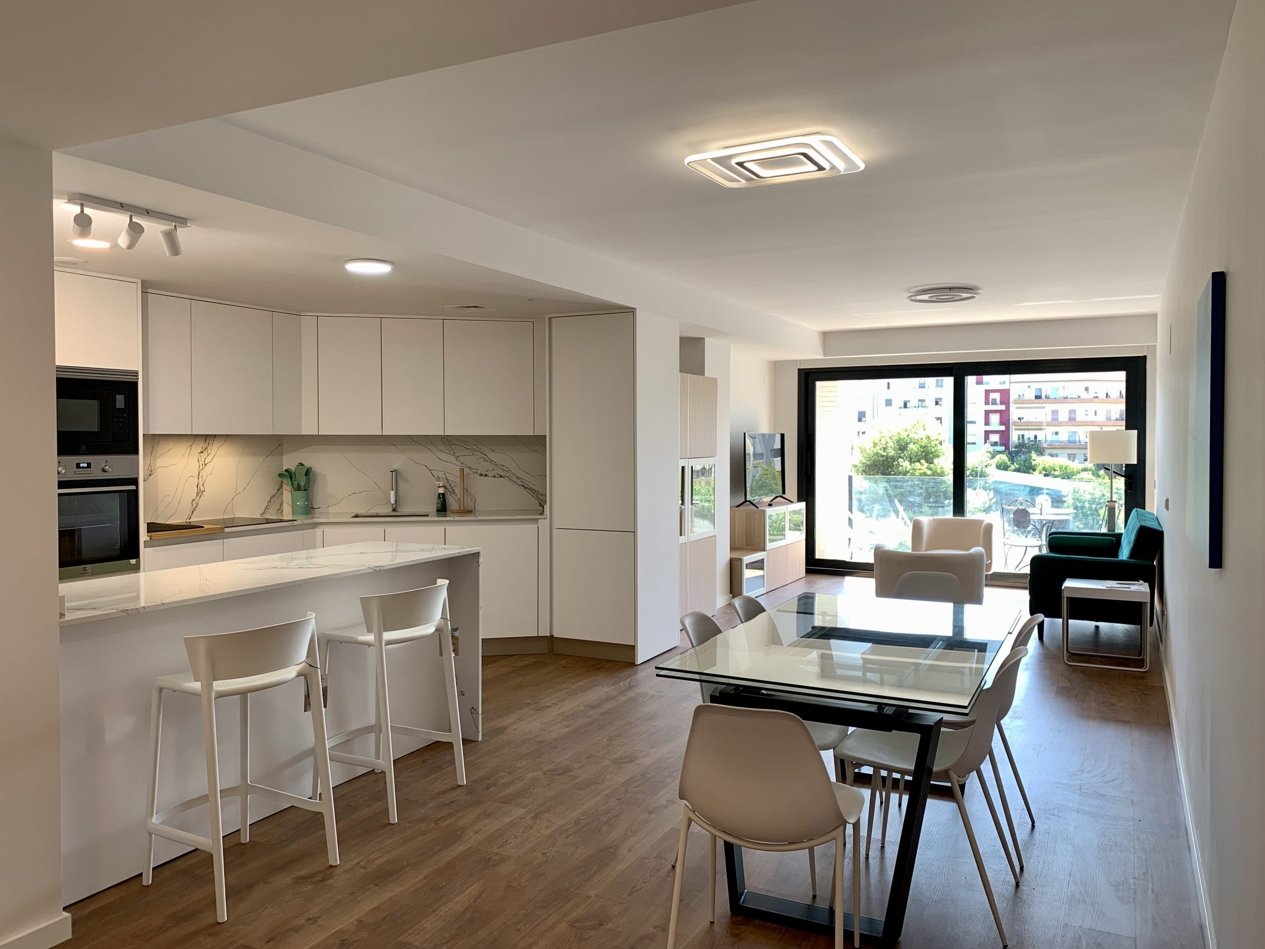 Palleter - Exclusive apartment for rent in Valencia - Living room