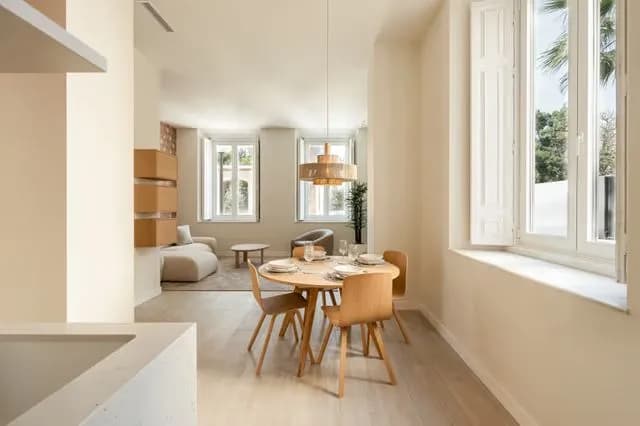 corporate-housing-malaga-vino-dining-area-vino-dsc04383-640