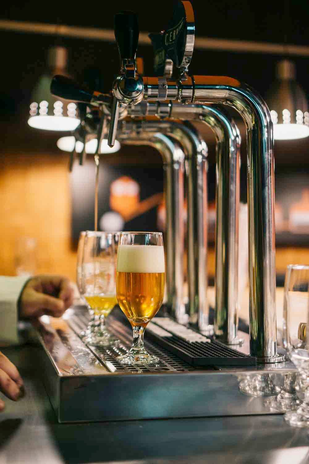 Cervecerías en Amberes: una guía para expatriados