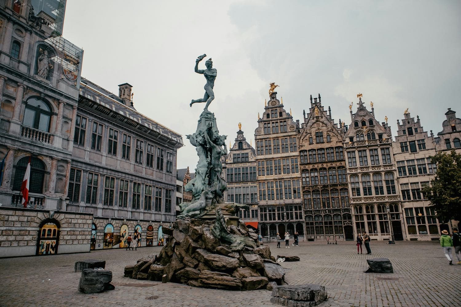 The 5 best districts of Antwerp – A guide for expats