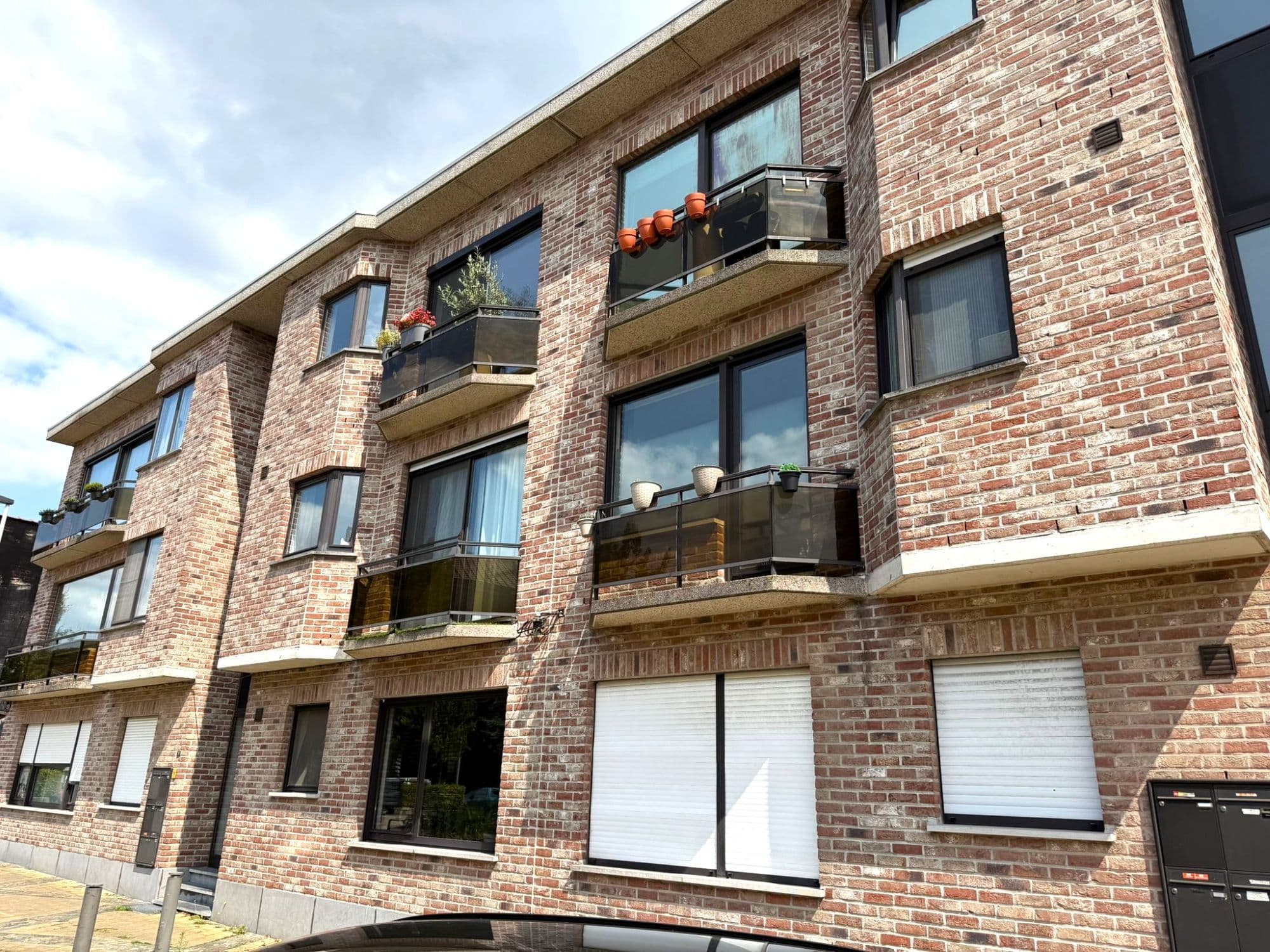 Vaderland - Bright ground-floor apartment near Antwerp University