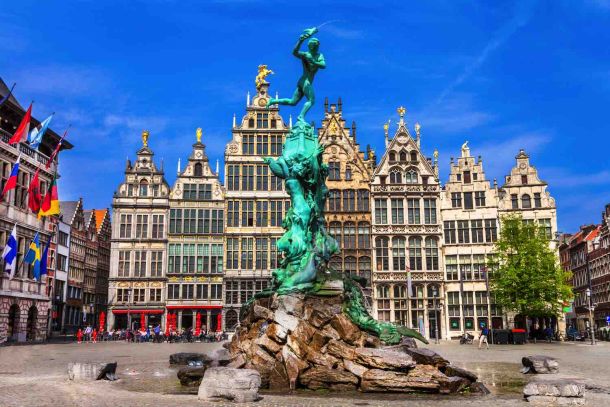 Antwerp Globexs 28e5140d Moving to Antwerp