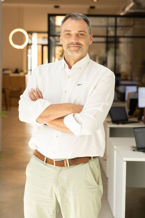 714A5167 scaled 578f2209 Furnished Temporary Rentals for Expats and Companies