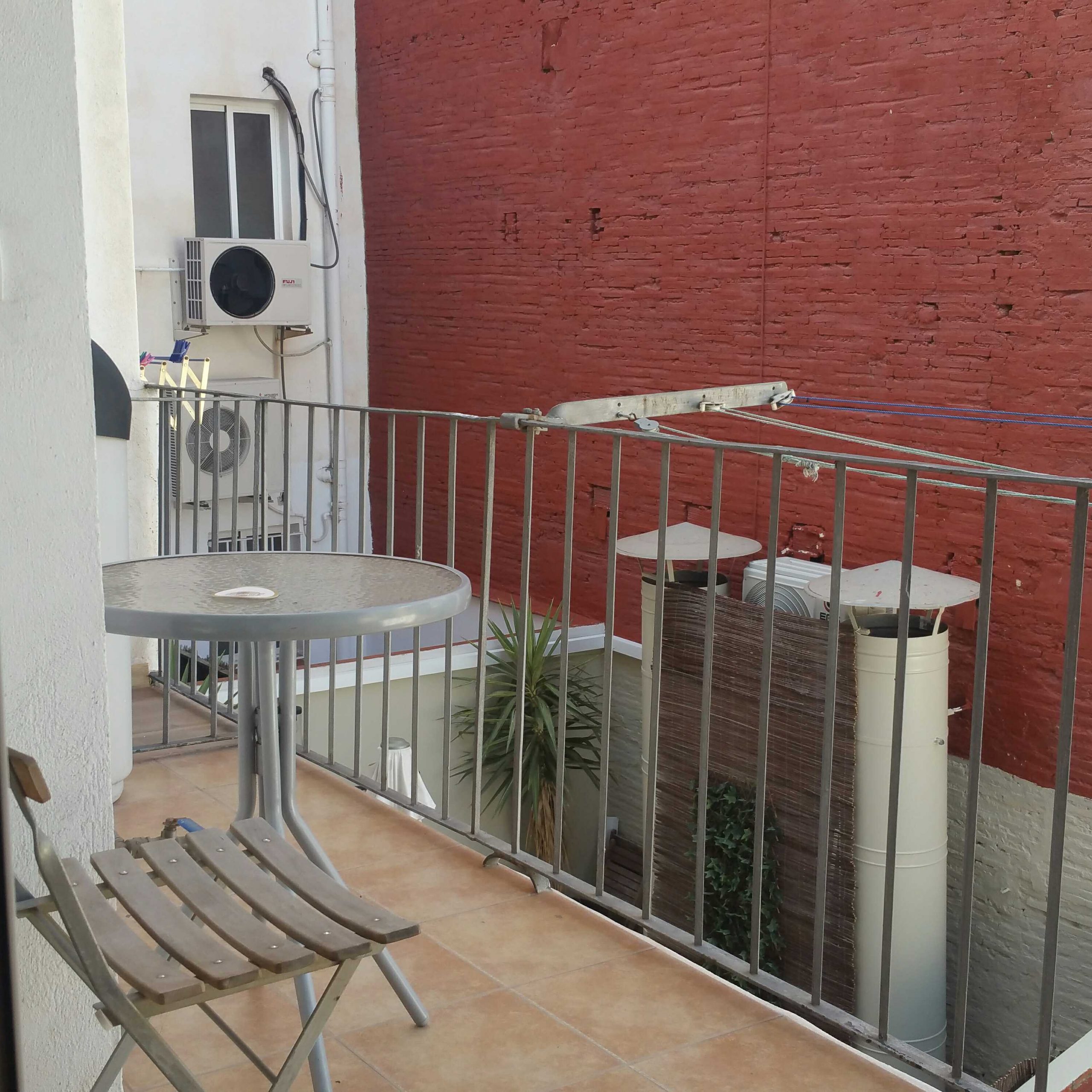 Pelayo32 - Beautiful apartment for digital nomads in Valencia