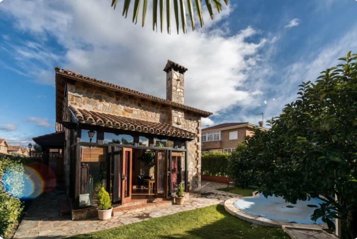 Beautiful house for rent in Madrid mountains