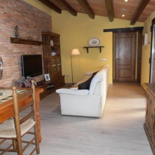 Nice house with pool for expats in Girona