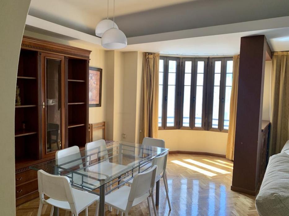 Great furnished apartment in Valencia center