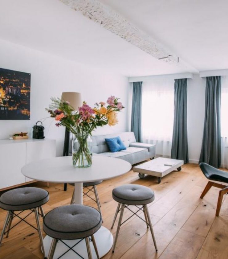 Elegant short term apartment in Antwerp