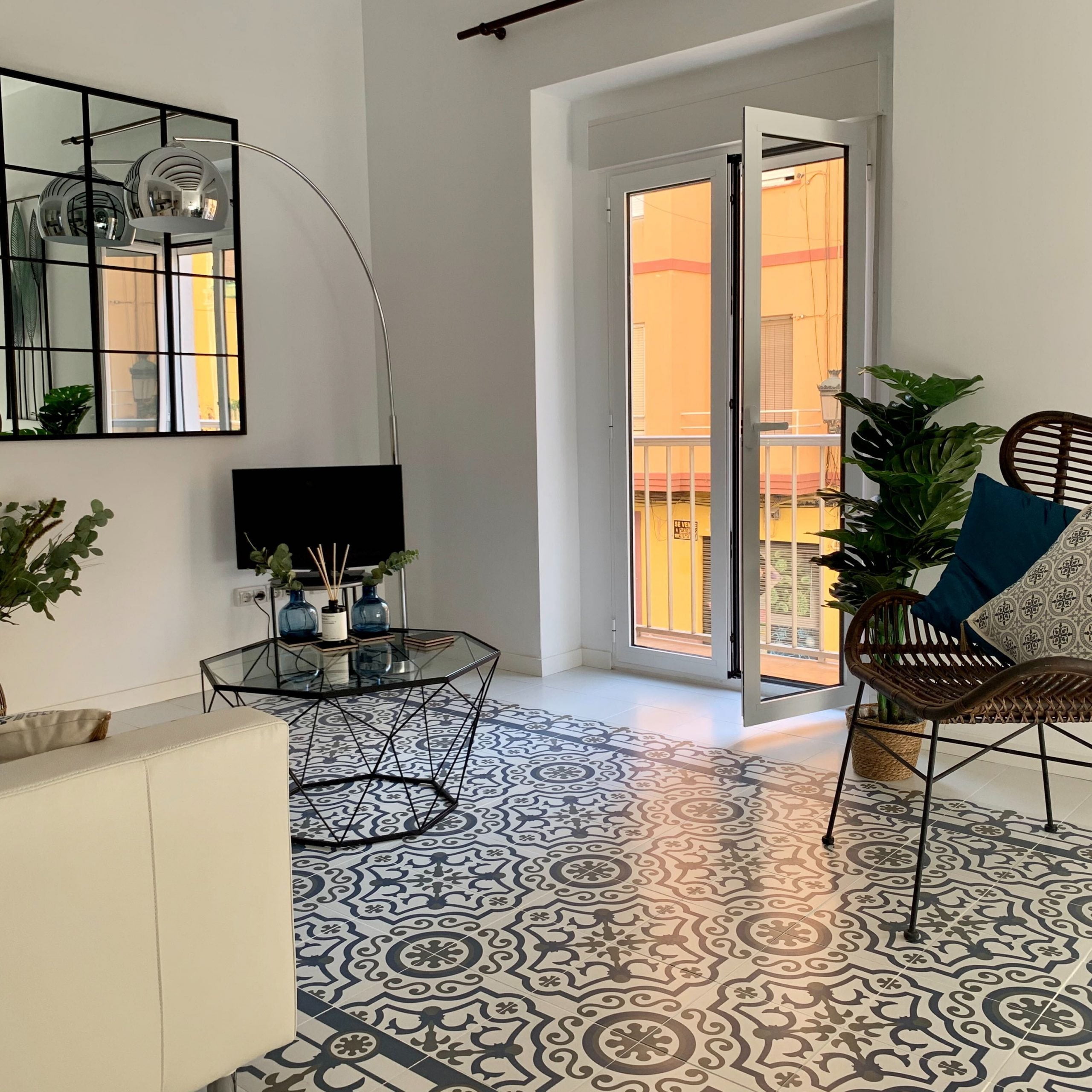 Renovated expat apartment in Valencia
