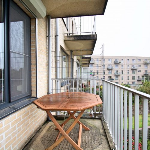 Herentalsebaan - Apartamento para expats con terraza en Amberes