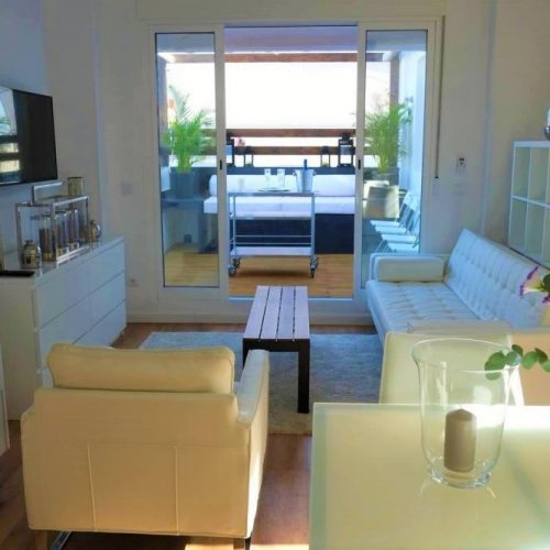 Nice Valencia apartment with terrace for rent
