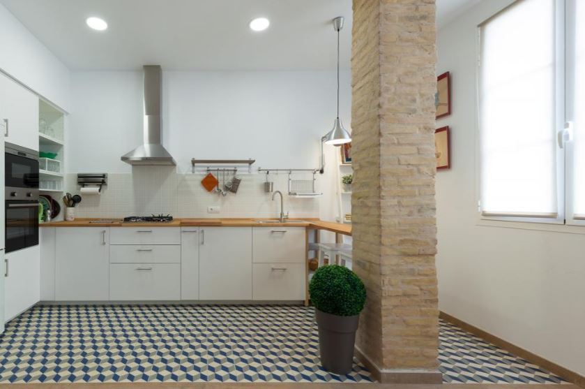 Borja - Modern apartment for expats in Valencia