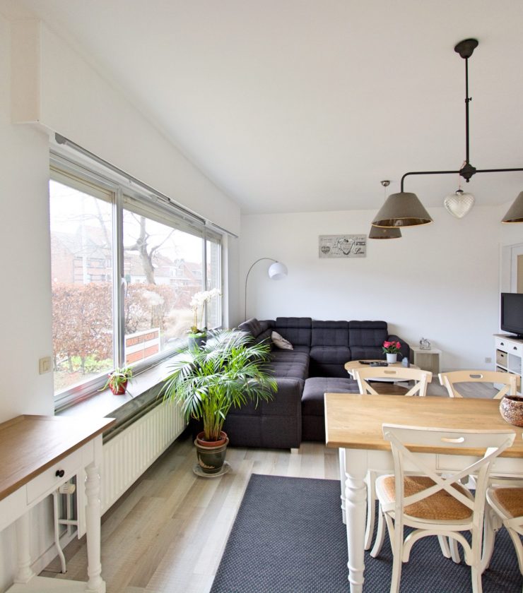 Prins - Modern expat flat near Antwerp