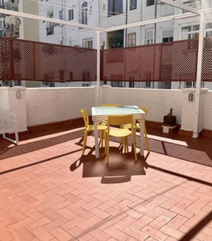 Buenos Aires - Expat rental with terrace in Valencia