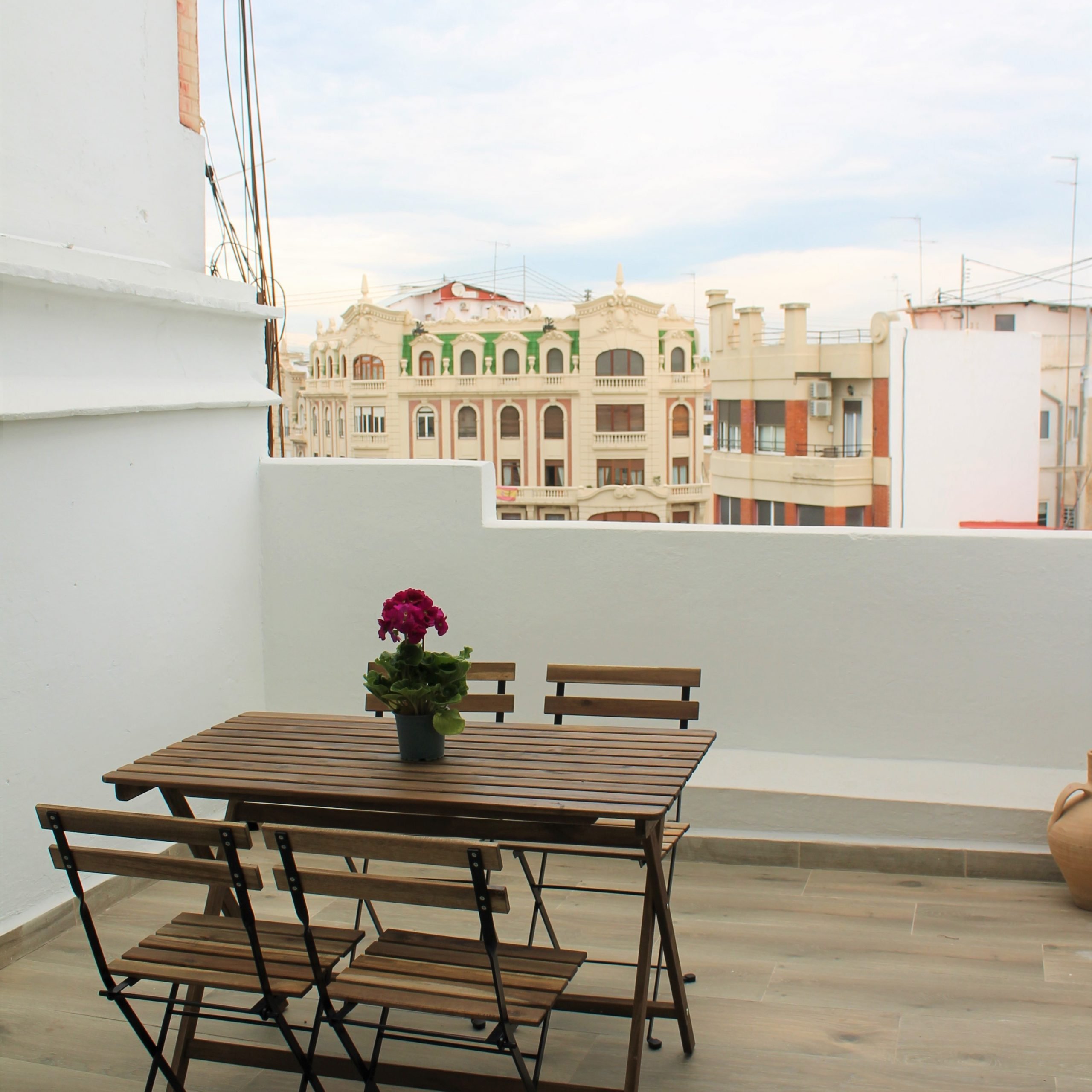 Reino 84 - New expat apartment in Valencia city centre