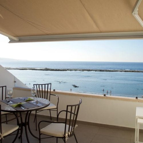 Grand Suite – Seaview rental apartment in Las Palmas